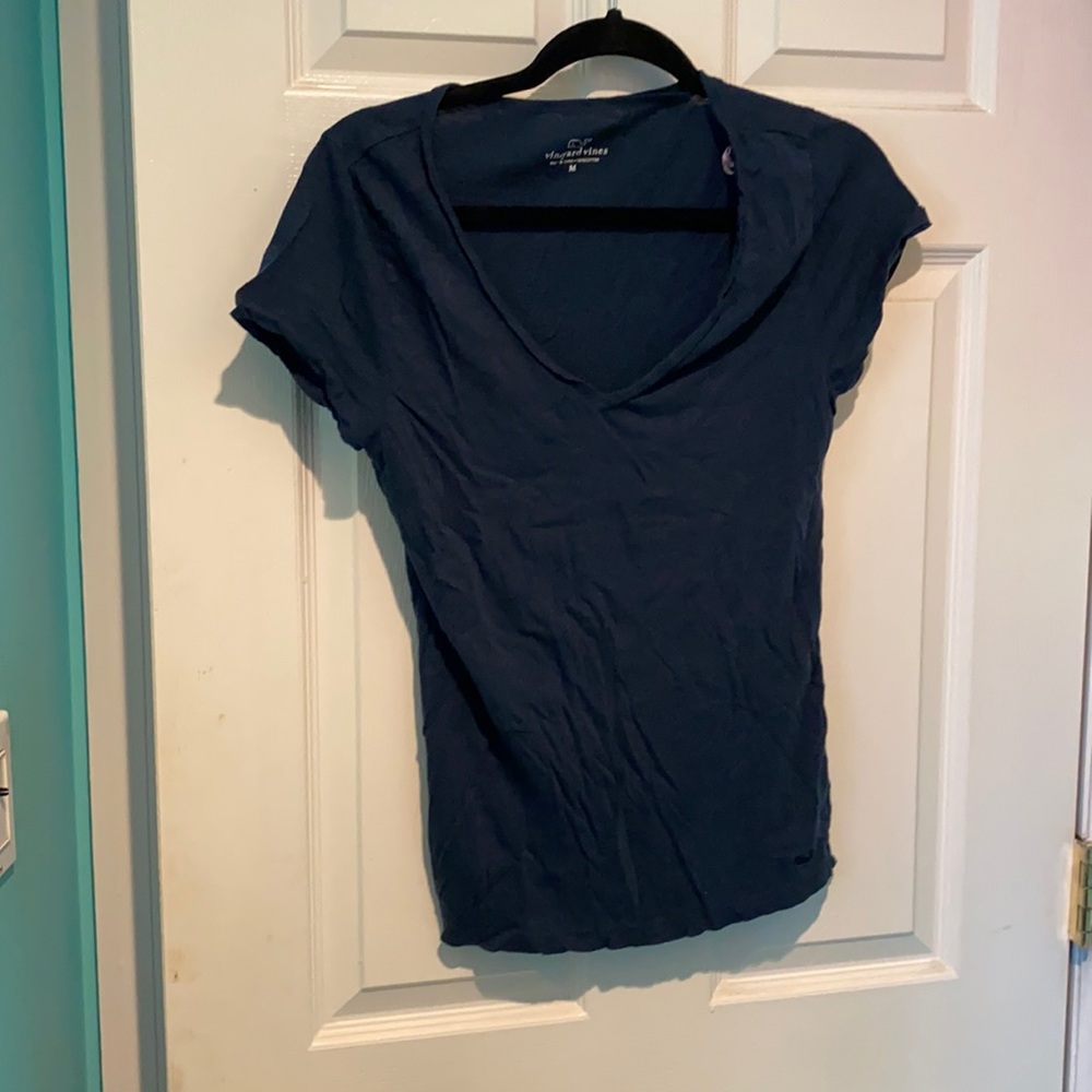 Vineyard vines v neck